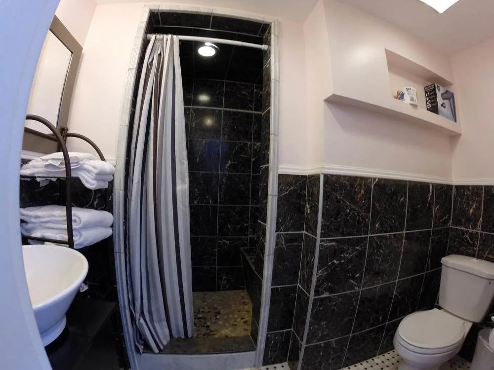 Kalorama Guest House