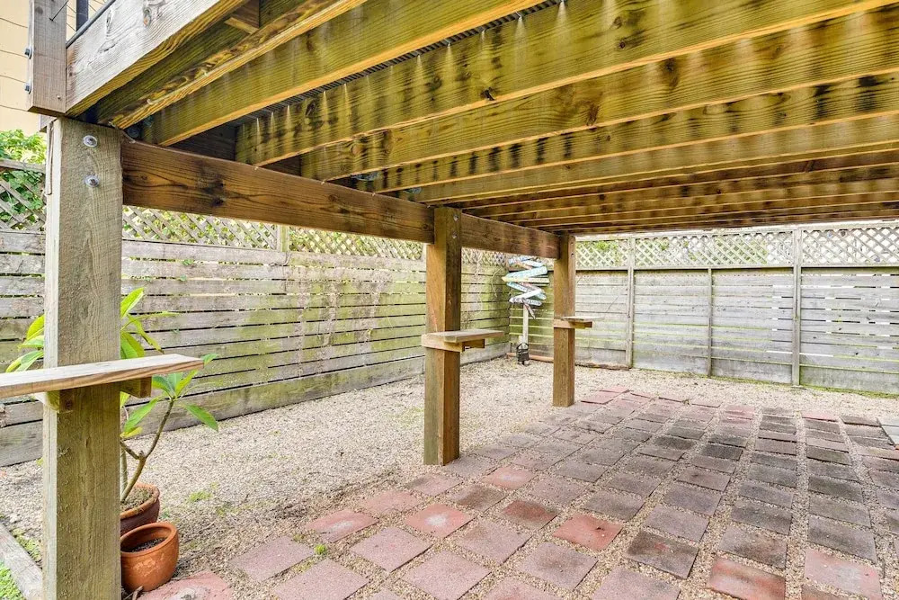 Walk to Beach! Family-friendly Galveston Home