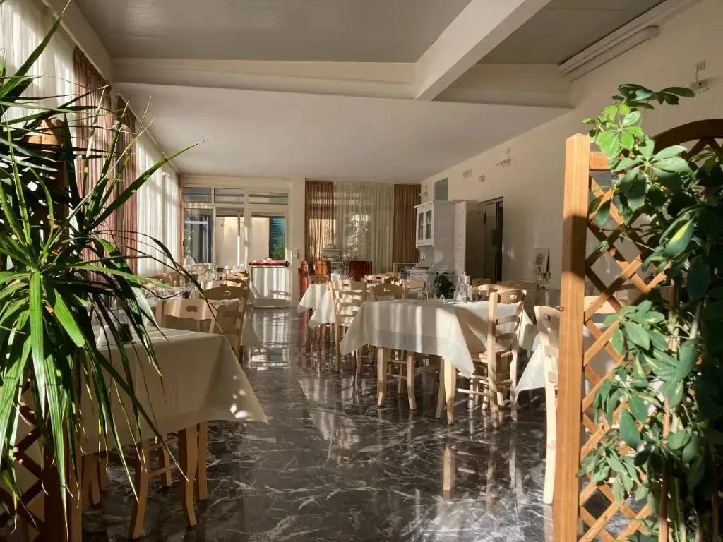 Hotel Verdesolemare
