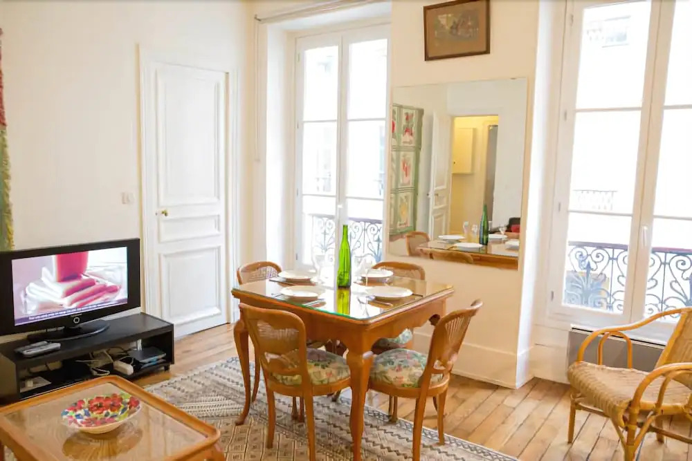 Apartment - 2 Bedrooms