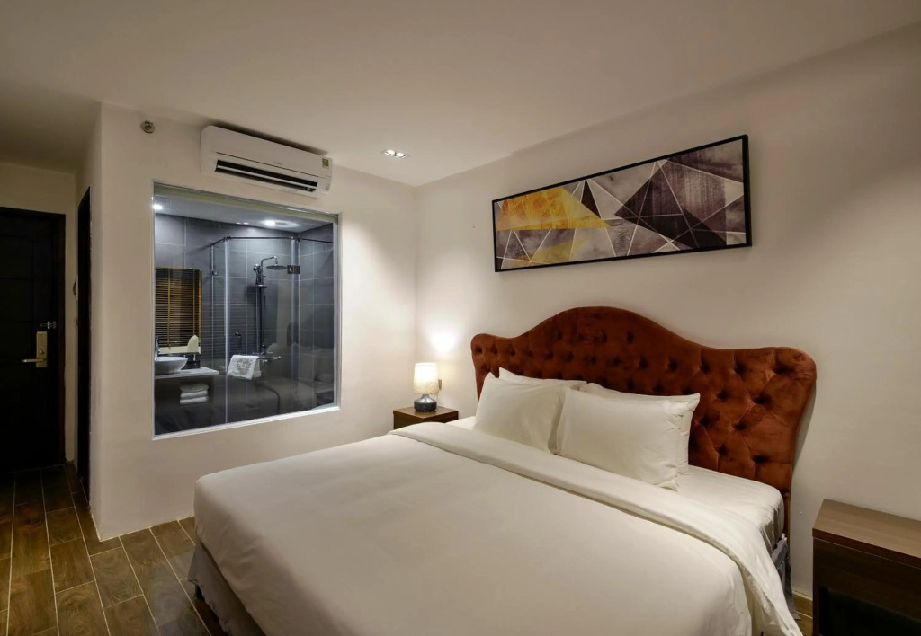 The Marron Hotel
