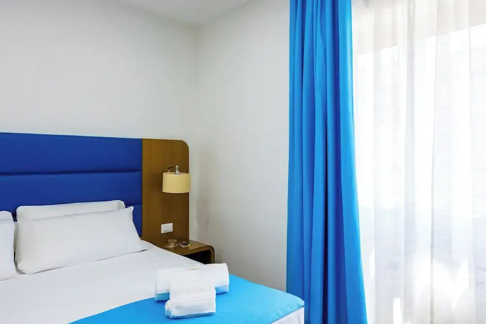 Carlo III Guest House