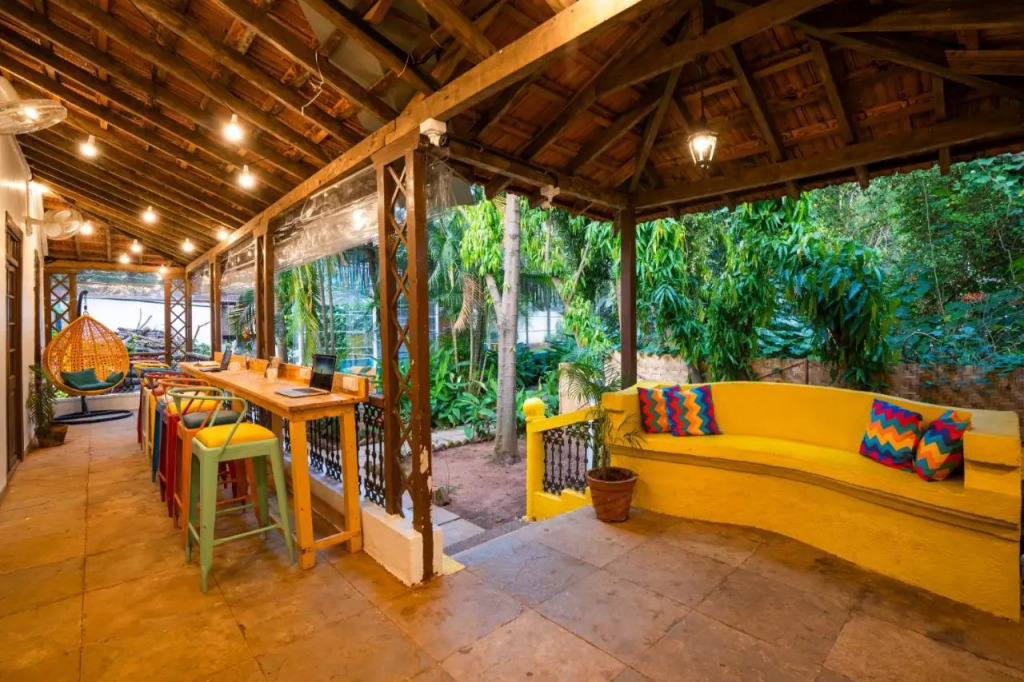 Gostops Goa, Calangute - Rooms & Dorms