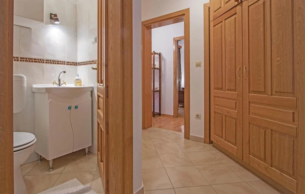 Awesome Home in Medulin With Wifi and 3 Bedrooms