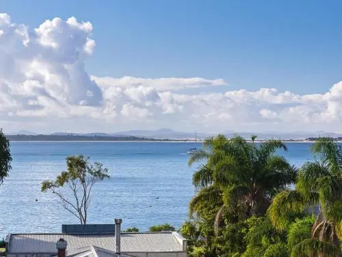 Unit 301 'The Shoal' 6-8 Bullecourt Street - Air Con, Walking To Local Shops And Beach
