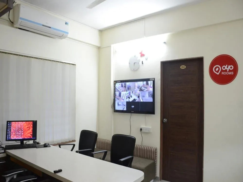 CozyNest Service Apartments - Baner Pune