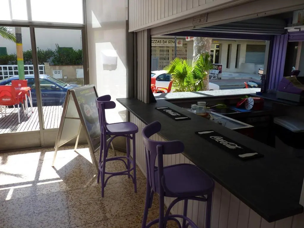 Hostal La Cabaña