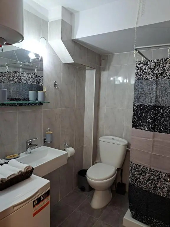 C & D Karlovasi studio