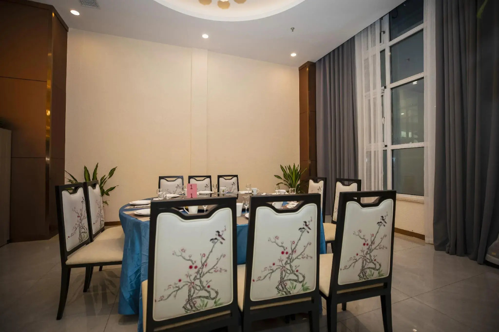 GreenTree Eastern XianGYAng Zhongyuan Xi Road Hotel
