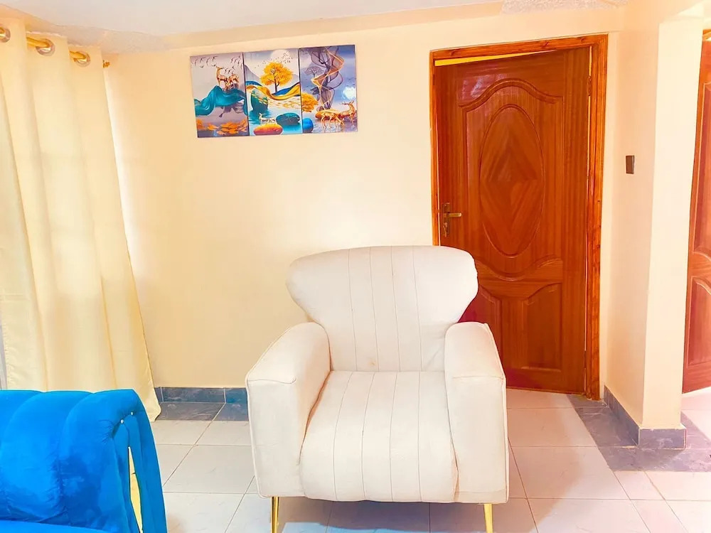 Lux Suites Naivasha Business Apartments