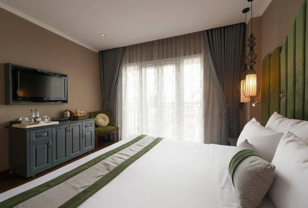Отель La Mejor Hotel & Sky Bar