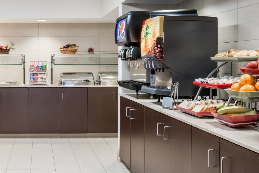 Hawthorn Suites By Wyndham St. Louis Westport Pla