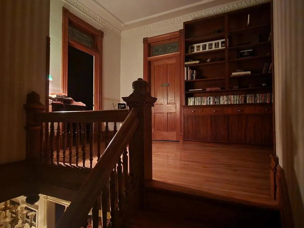 Downen House Bed & Breakfast