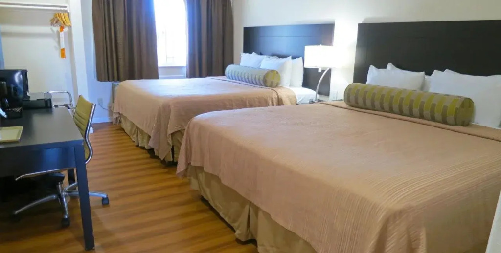 Americas Best Value Inn & Suites Escondido