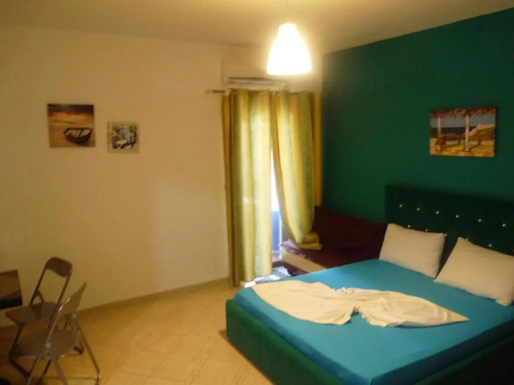 Arte Apartment