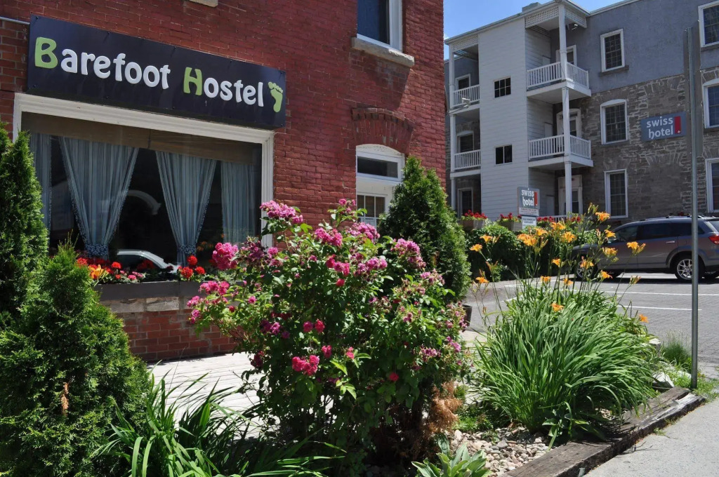 Barefoot Inn