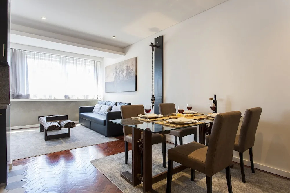 Altido Santos Design Views