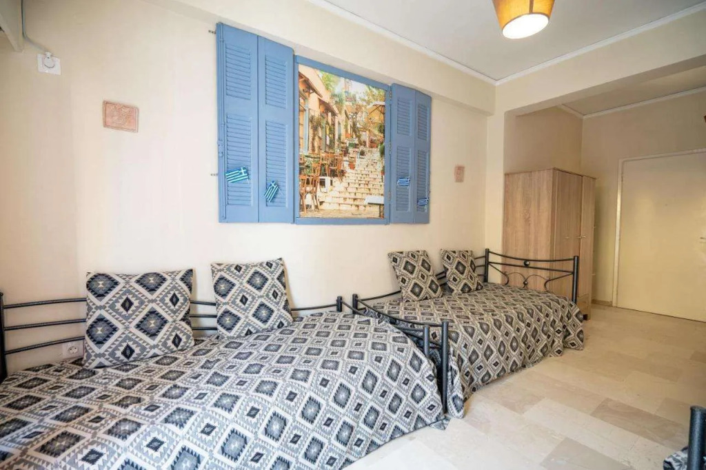Acropolis Athens 1 bedroom 6 persons apartment.