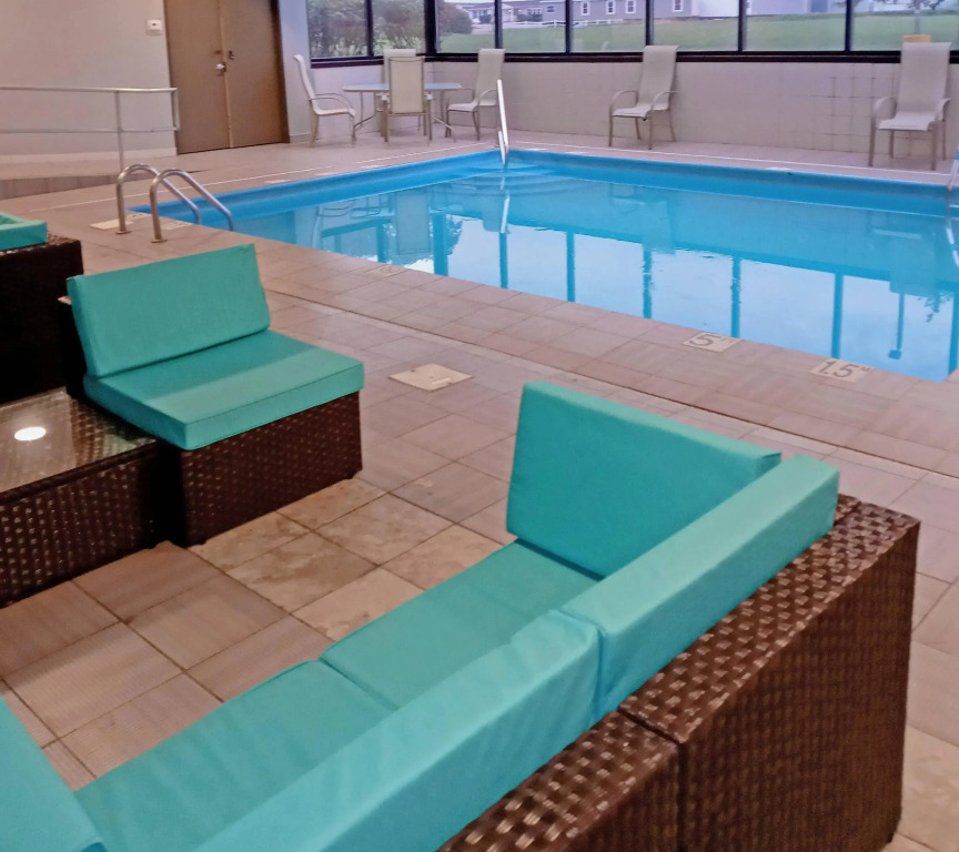 Clarion Pointe Evansville North