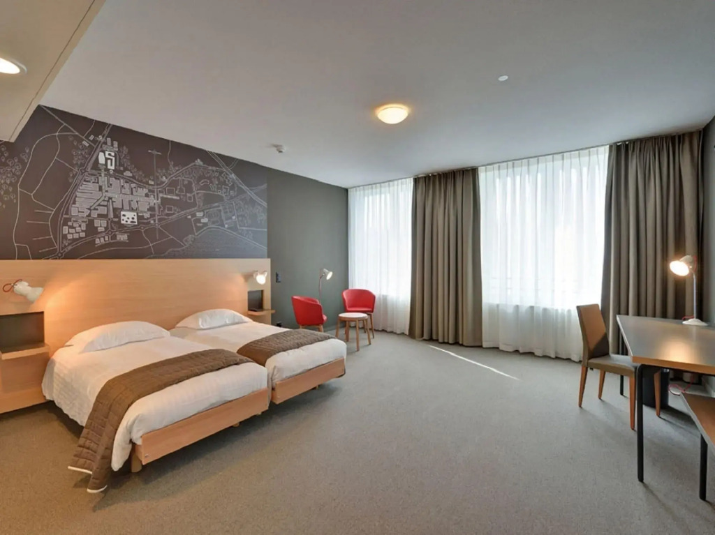 SwissTech Hotel