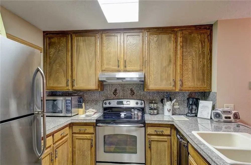 1475 Park Avenue - Unit #6 4 Bedroom Condo