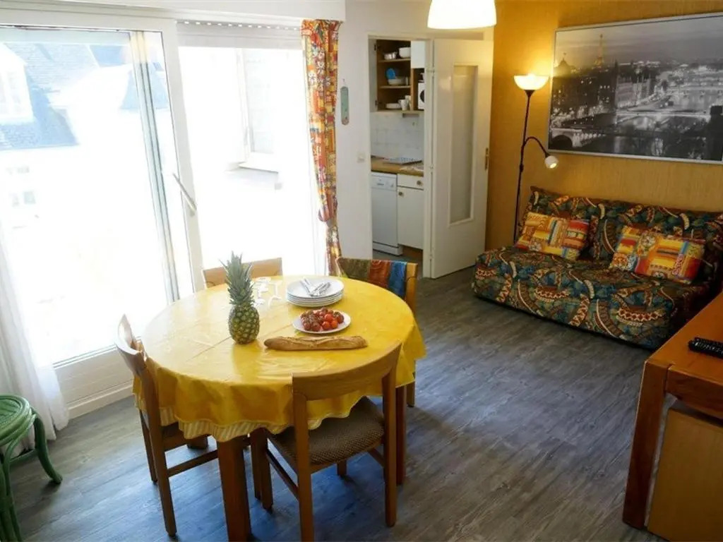 Appartement Bagnères-de-Luchon, 2 pièces, 5 personnes - FR-1-313-167