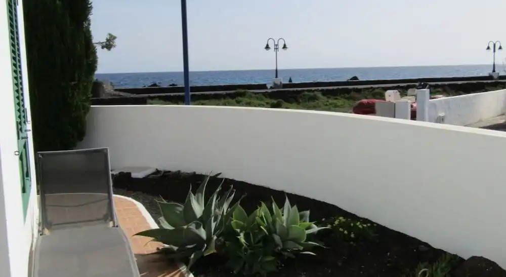 MarySol 6 terrace with sea views, close to the sea