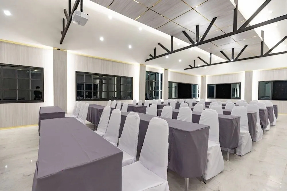 Ks Hotel