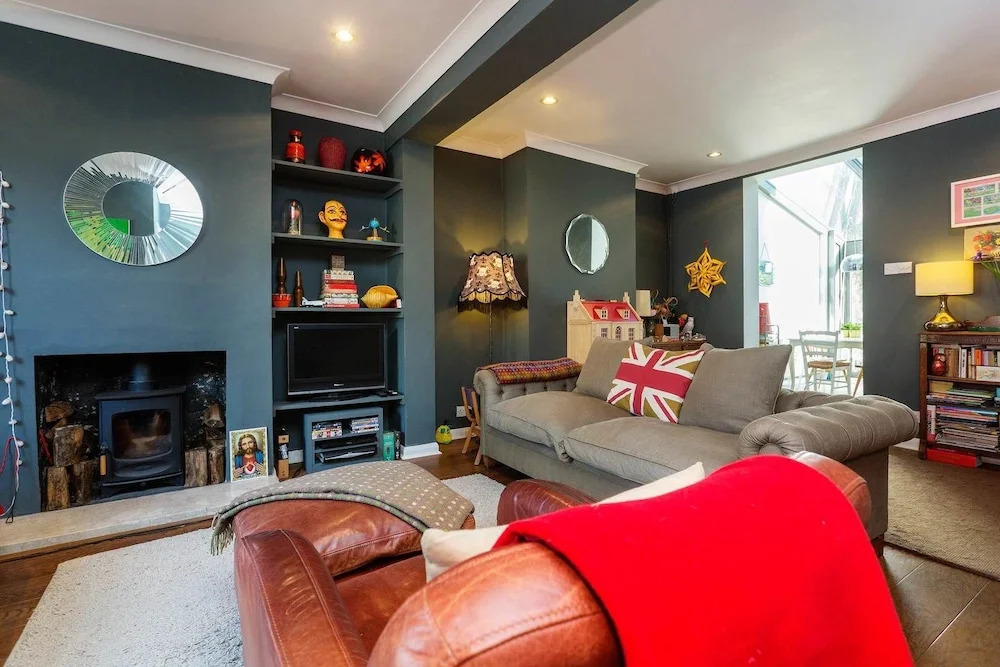 The Shepherd's Bush Hideaway