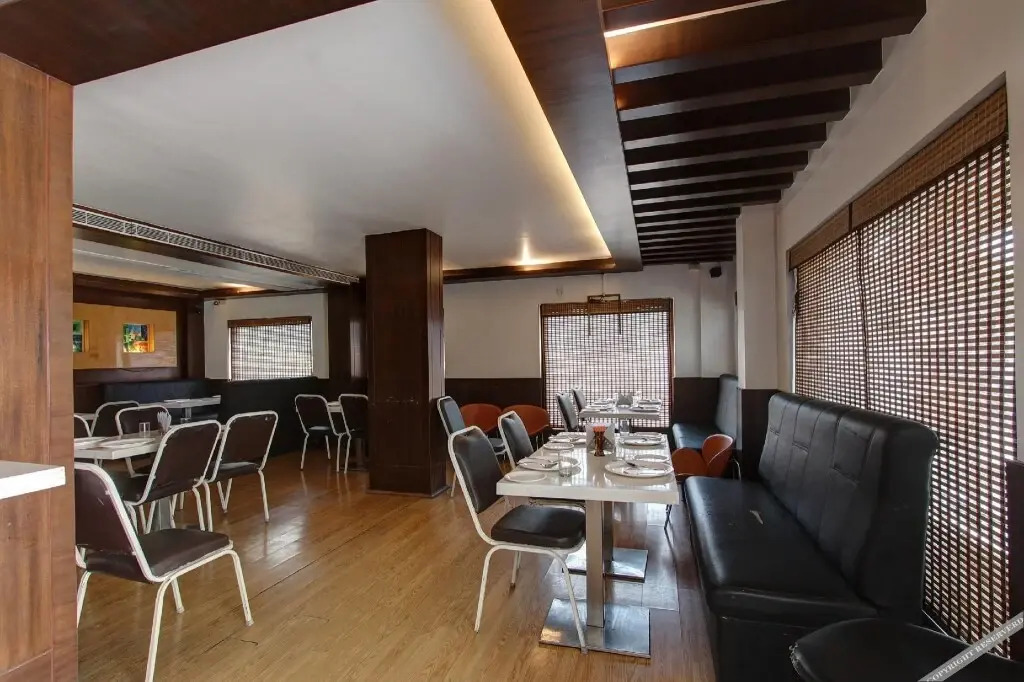 Devi Towers By OYO Rooms