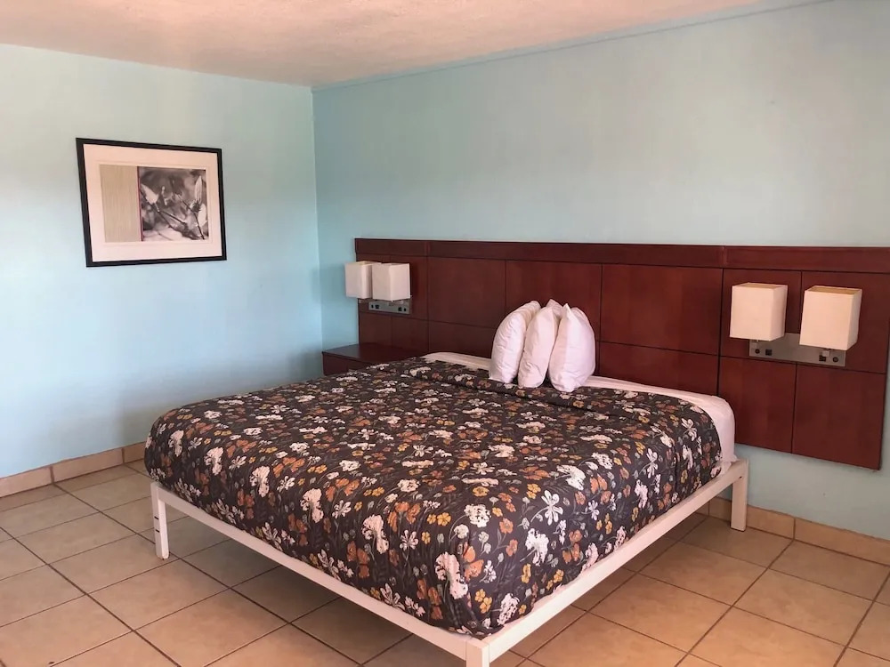 Economy Suites