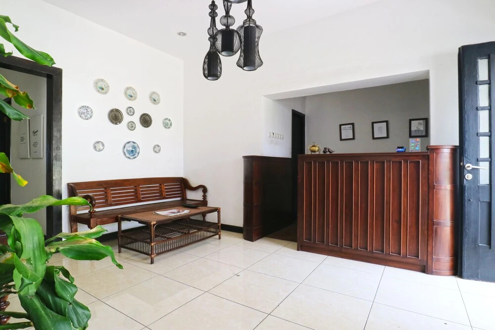 Askhara Hotel