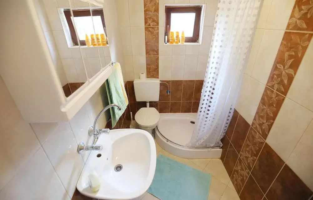 Nice Home in Benkovac With Wifi, 4 Bedrooms and Outdoor Swimming Pool
