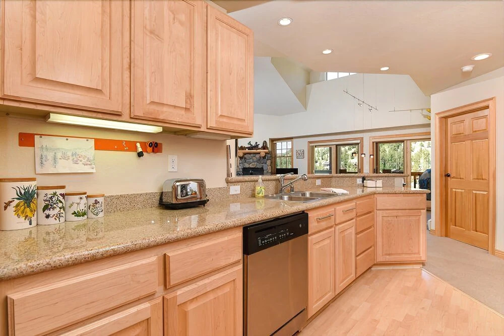 Meadow Stone Condo #402