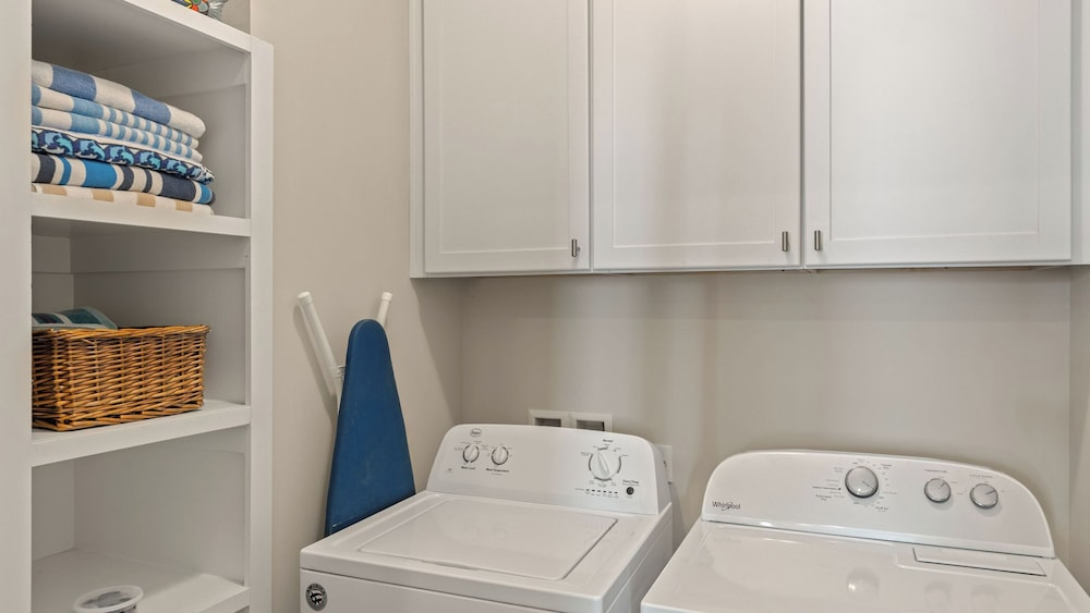 Three Times The Fun by Avantstay Blue Mountain Pool + Pet-friendly