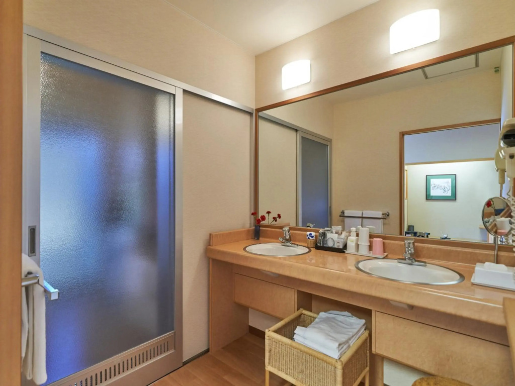 Hanabishi Hotel