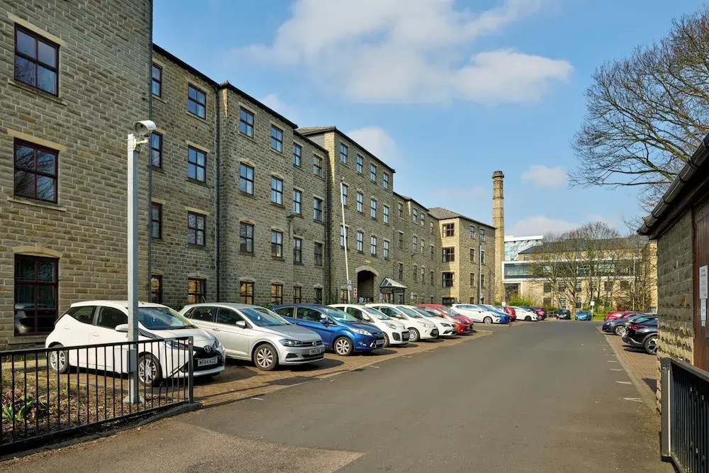 For Students Only Accommodation in Huddersfield