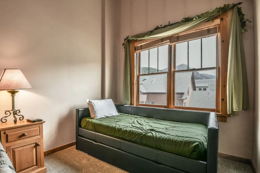 Buffalo Lodge 8421 by SummitCove Vacation Lodging
