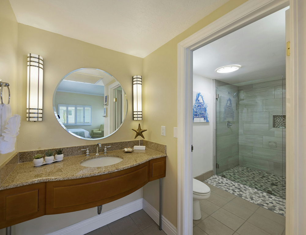 Pismo Lighthouse Suites