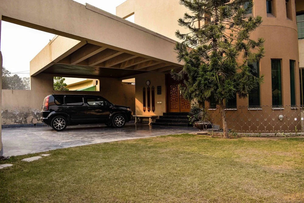 Lahore Home Stay
