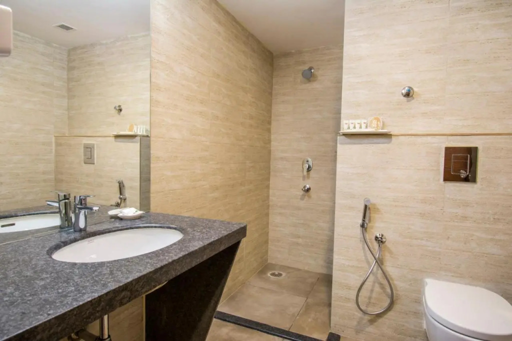Mantris Hotel