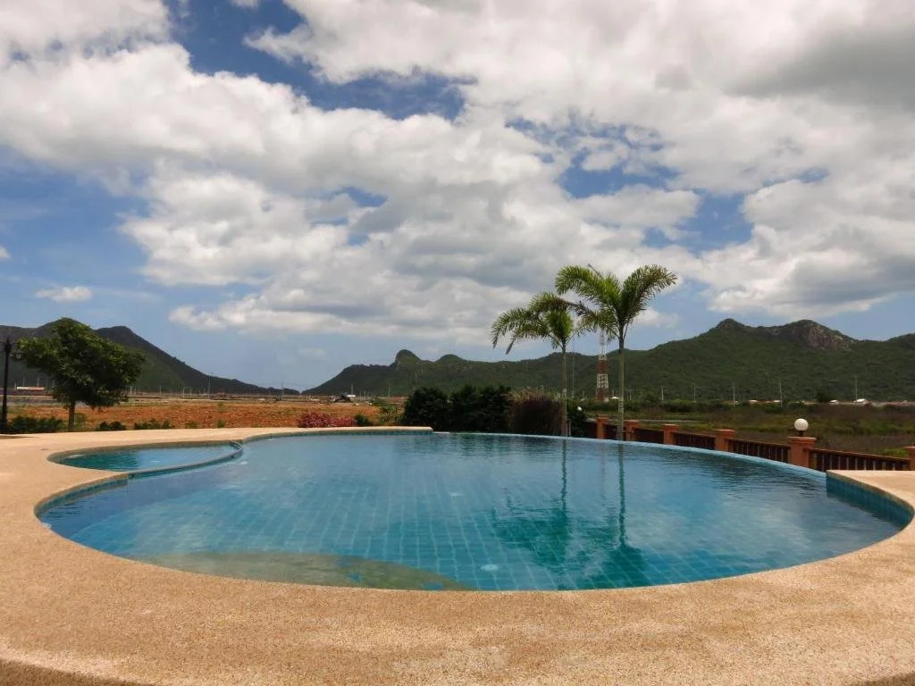 Ampai Farm Resort