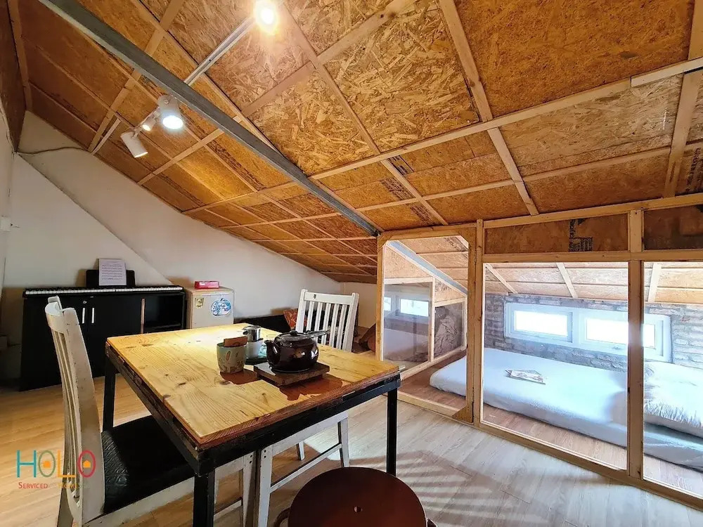 HoLo Bato Saigon - Serviced HomeStay