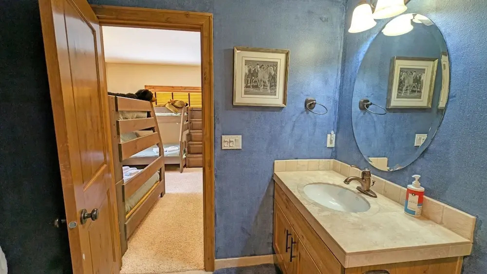 Yellow Pine 32 6 Bedroom Home
