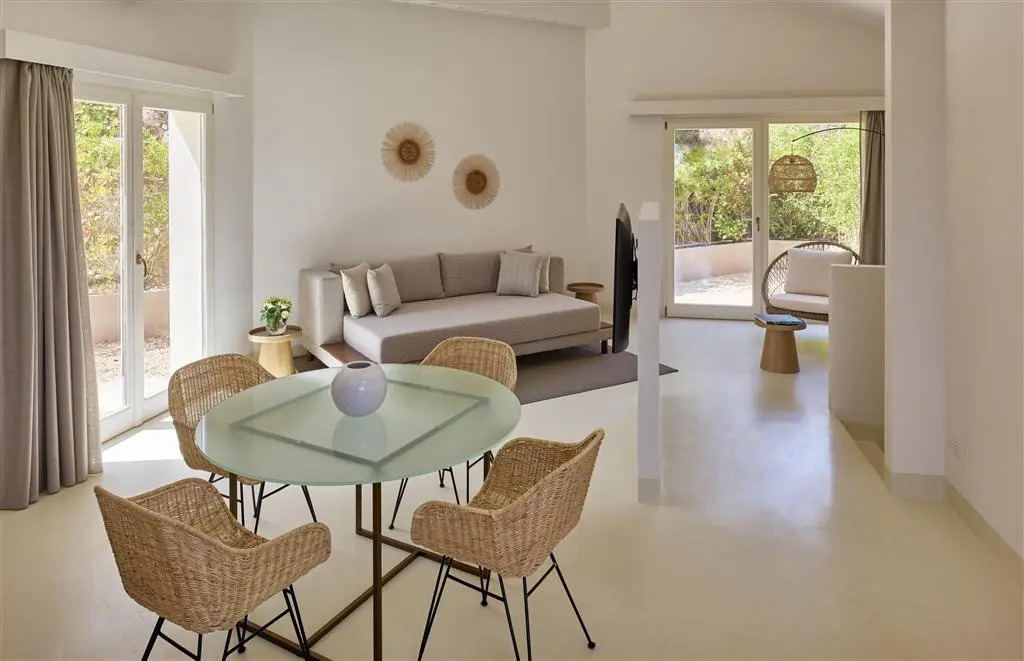 Baia Di Chia Resort Sardinia, Curio Collection By Hilton