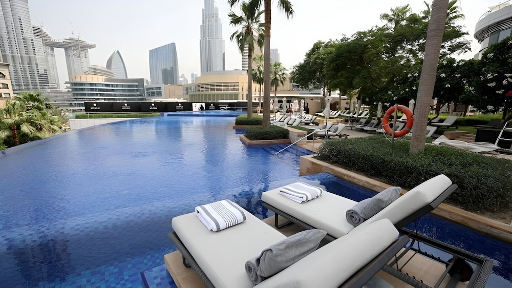 Elite Downtown Residences Paradise View