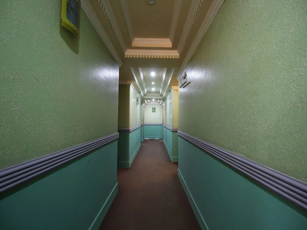 OYO 29553 Hotel Essar