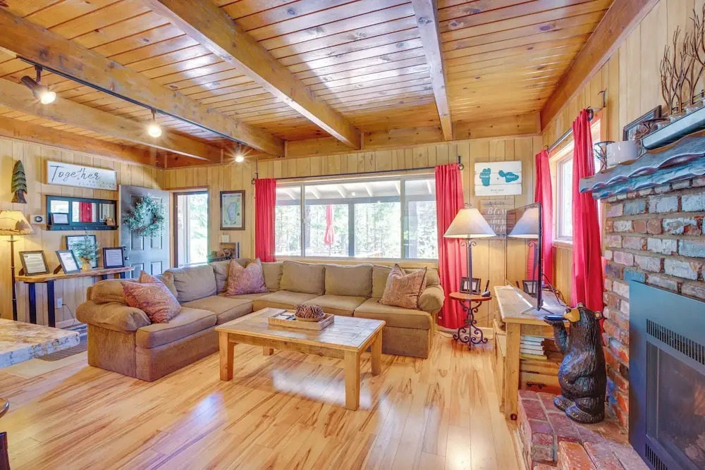 10 Mi to Ski Slopes: South Lake Tahoe Home