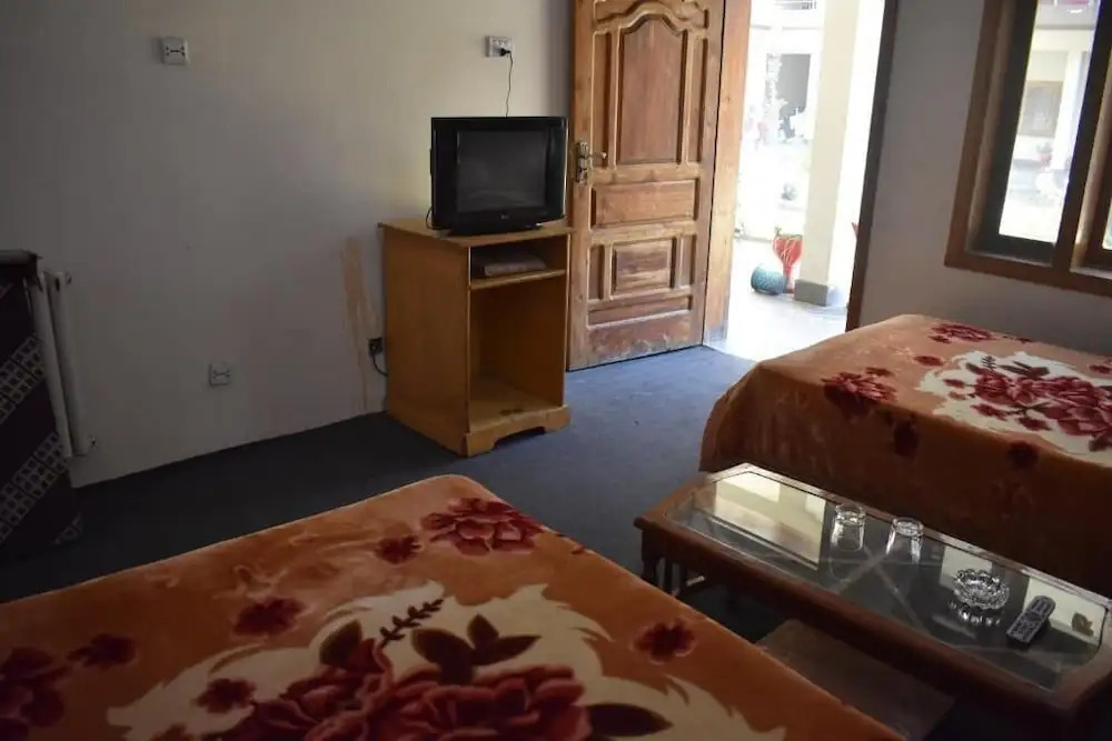 Hotel Shaheen