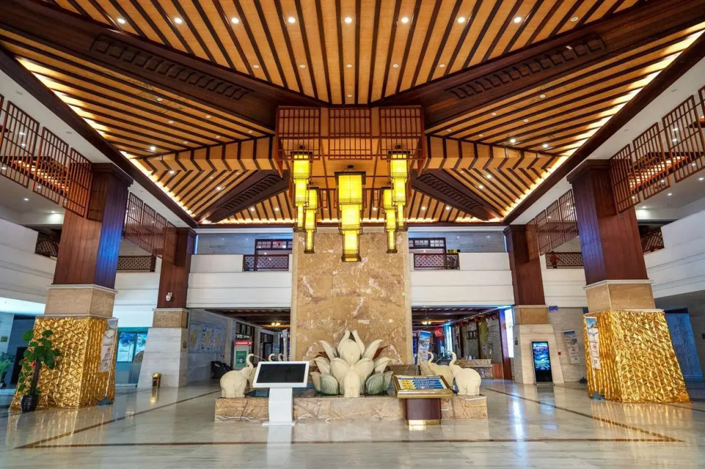 Lankang Seaview Grand Hotel